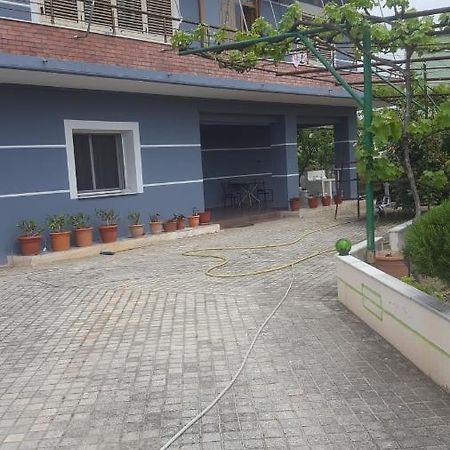 Vila Demo Vlorë Esterno foto