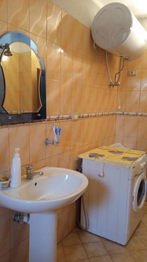 Vila Demo Vlorë Esterno foto