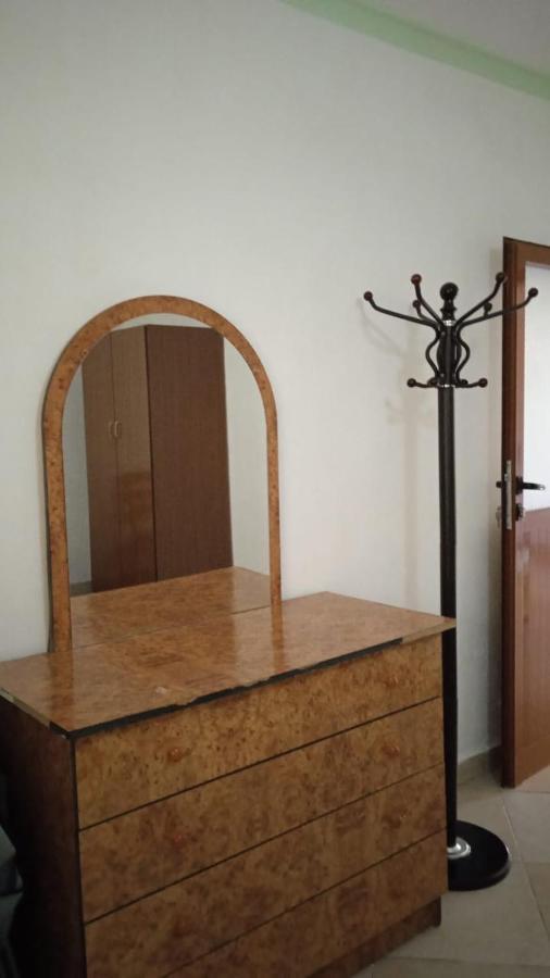Vila Demo Vlorë Esterno foto
